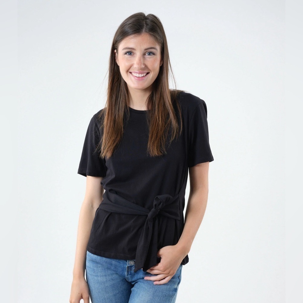 Deeluxe Tessa Black Lightweight T-Shirt with attached Bow Sash